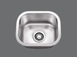 <span style="color: #808080; font-size: 85%;">Stainless Steel Undermount Sinks</span></br> 15" x 12" x 7"